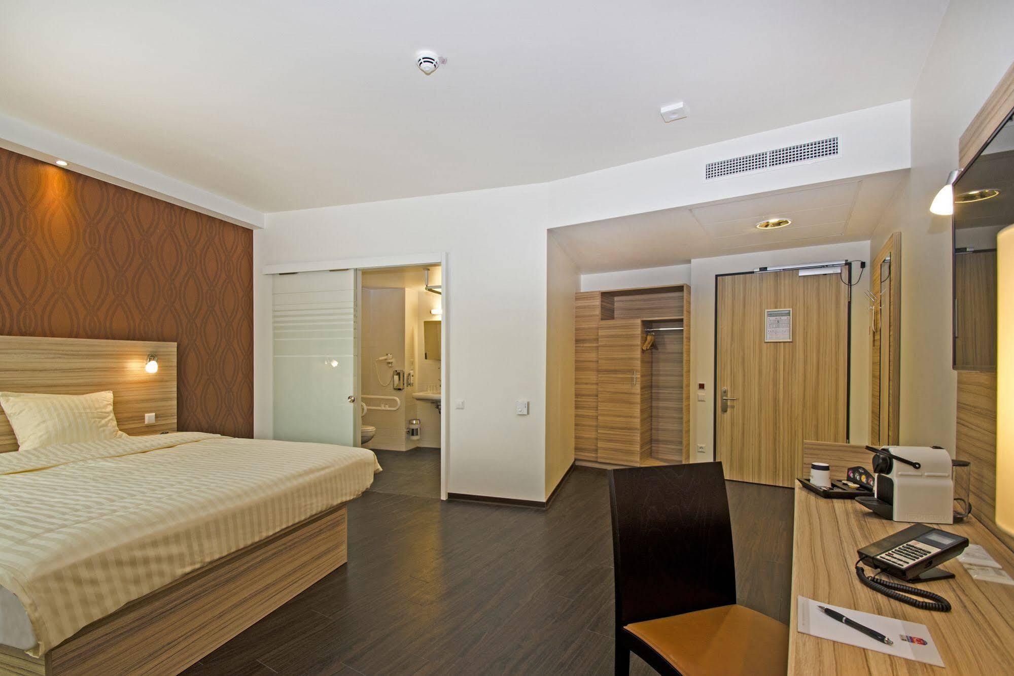 Star Inn Hotel Premium Hannover, By Quality エクステリア 写真